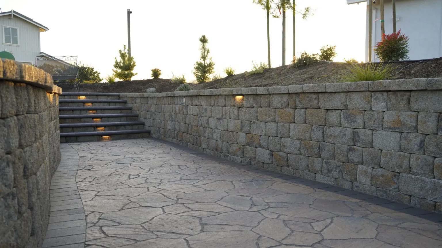 paver retaining wall at residence near Sacramento